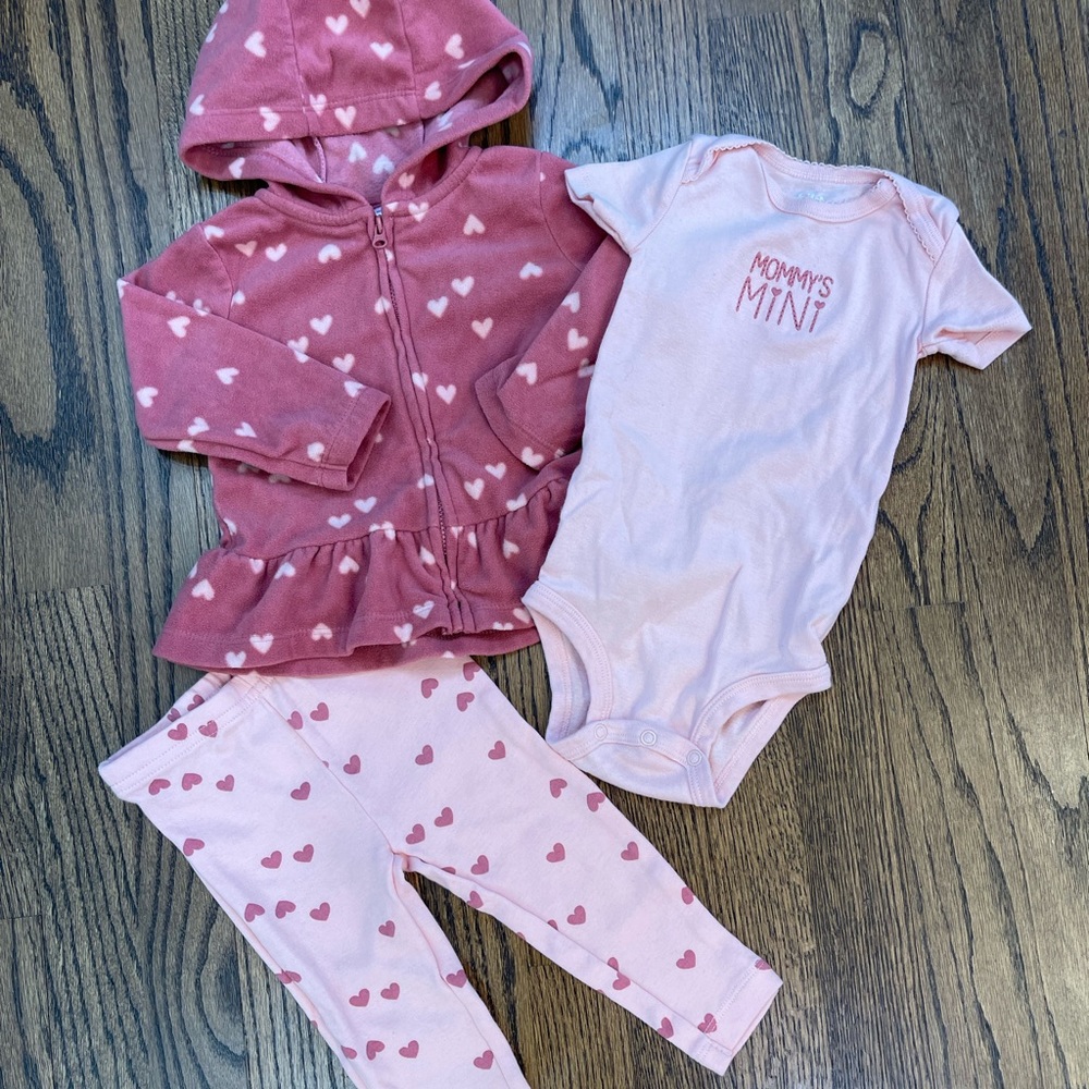 5lb Baby girl clothes mystery bundle box (Newborn through 3/6m) - Picture 9 of 13